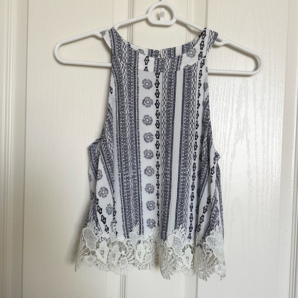 ABERCROMBIE & FITCH : Top - Size XS - Picture 2 of 5